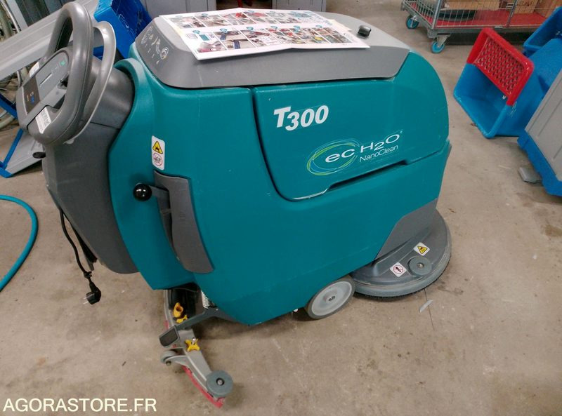 Auto laveuse TENNANT T300 - Yhdistelmäkone: kuva auto laveuse TENNANT T300 - Yhdistelmäkone Auto laveuse TENNANT T300 - Yhdistelmäkone: kuva auto laveuse TENNANT T300 - Yhdistelmäkone