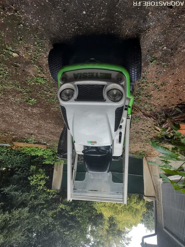 Tondeuse Etesia H100 BLHP - Ruohonleikkuri: kuva tondeuse Etesia H100 BLHP - Ruohonleikkuri Tondeuse Etesia H100 BLHP - Ruohonleikkuri: kuva tondeuse Etesia H100 BLHP - Ruohonleikkuri