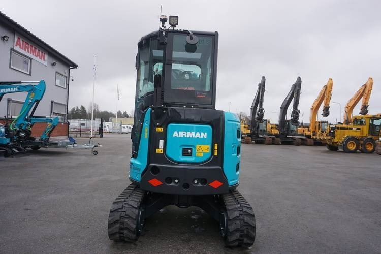 Airman AX 33 U7 *Omgående Leverans* - Minikuormaaja: kuva Airman AX 33 U7 *Omgående Leverans* - Minikuormaaja Airman AX 33 U7 *Omgående Leverans* - Minikuormaaja: kuva Airman AX 33 U7 *Omgående Leverans* - Minikuormaaja