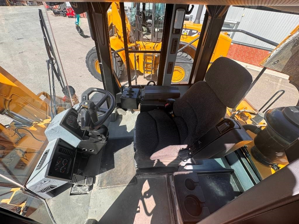 CAT 980 G - Pyöräkuormaaja: kuva CAT 980 G - Pyöräkuormaaja CAT 980 G - Pyöräkuormaaja: kuva CAT 980 G - Pyöräkuormaaja