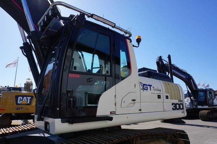 Hidromek HMK 300 LC - Telakaivukone: kuva Hidromek HMK 300 LC - Telakaivukone Hidromek HMK 300 LC - Telakaivukone: kuva Hidromek HMK 300 LC - Telakaivukone