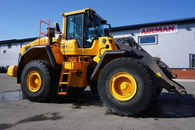 Volvo L 150 H - Pyöräkuormaaja: kuva Volvo L 150 H - Pyöräkuormaaja Volvo L 150 H - Pyöräkuormaaja: kuva Volvo L 150 H - Pyöräkuormaaja