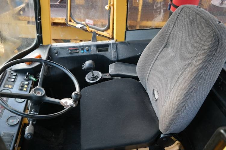 Volvo L160 COMPACTOR - Pyöräkuormaaja: kuva Volvo L160 COMPACTOR - Pyöräkuormaaja Volvo L160 COMPACTOR - Pyöräkuormaaja: kuva Volvo L160 COMPACTOR - Pyöräkuormaaja