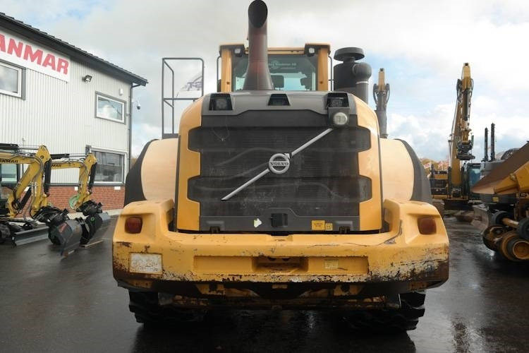 Volvo L220G - Pyöräkuormaaja: kuva Volvo L220G - Pyöräkuormaaja Volvo L220G - Pyöräkuormaaja: kuva Volvo L220G - Pyöräkuormaaja