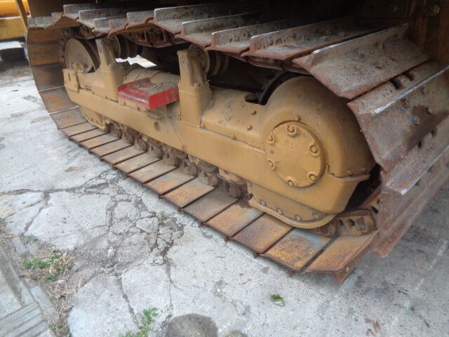 Caterpillar D6C - Traktori: kuva Caterpillar D6C - Traktori Caterpillar D6C - Traktori: kuva Caterpillar D6C - Traktori