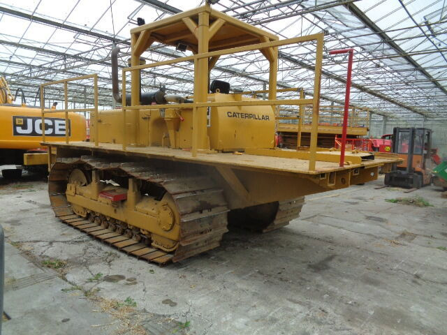 Caterpillar D6C - Traktori: kuva Caterpillar D6C - Traktori Caterpillar D6C - Traktori: kuva Caterpillar D6C - Traktori