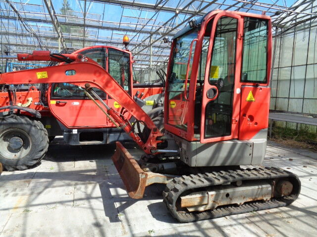 Volvo ECR25D - Minikuormaaja: kuva Volvo ECR25D - Minikuormaaja Volvo ECR25D - Minikuormaaja: kuva Volvo ECR25D - Minikuormaaja