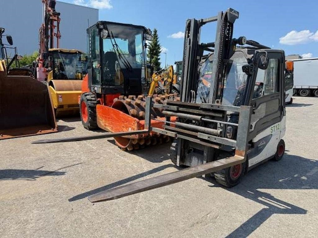 Linde E20-01 - Sähkötrukki: kuva Linde E20-01 - Sähkötrukki Linde E20-01 - Sähkötrukki: kuva Linde E20-01 - Sähkötrukki