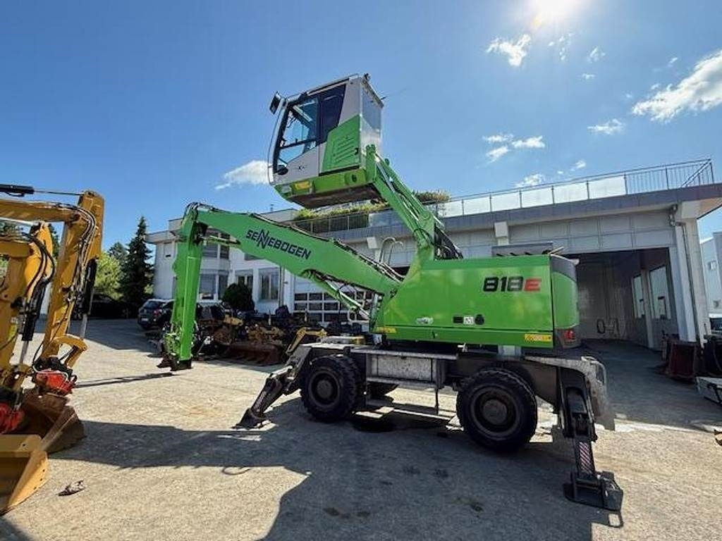 Sennebogen 818 E - Materiaalinkäsittelykone: kuva Sennebogen 818 E - Materiaalinkäsittelykone Sennebogen 818 E - Materiaalinkäsittelykone: kuva Sennebogen 818 E - Materiaalinkäsittelykone
