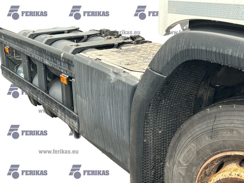 Catalyst SCR - Katalysaattori - Kuorma-auto: kuva Catalyst SCR - Katalysaattori - Kuorma-auto Catalyst SCR - Katalysaattori - Kuorma-auto: kuva Catalyst SCR - Katalysaattori - Kuorma-auto