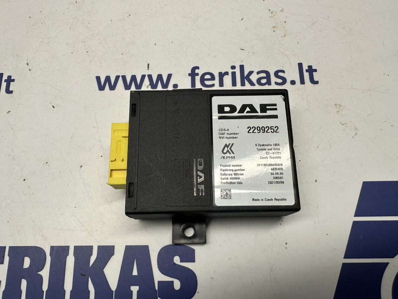 DAF CDS-4 - Ohjainyksikkö - Kuorma-auto: kuva DAF CDS-4 - Ohjainyksikkö - Kuorma-auto DAF CDS-4 - Ohjainyksikkö - Kuorma-auto: kuva DAF CDS-4 - Ohjainyksikkö - Kuorma-auto
