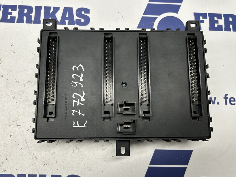 DAF fuse relay protection box - Sähköjärjestelmä - Kuorma-auto: kuva DAF fuse relay protection box - Sähköjärjestelmä - Kuorma-auto DAF fuse relay protection box - Sähköjärjestelmä - Kuorma-auto: kuva DAF fuse relay protection box - Sähköjärjestelmä - Kuorma-auto