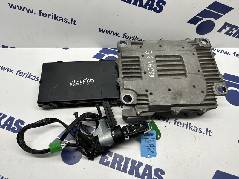 DAF ignition set with key - Ohjainyksikkö - Kuorma-auto: kuva DAF ignition set with key - Ohjainyksikkö - Kuorma-auto DAF ignition set with key - Ohjainyksikkö - Kuorma-auto: kuva DAF ignition set with key - Ohjainyksikkö - Kuorma-auto