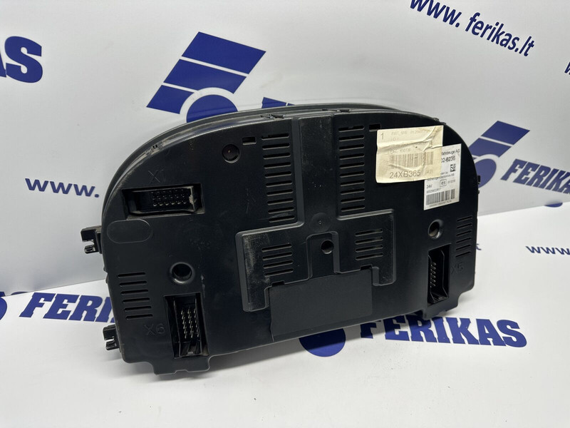 MAN TGX - Kojelauta - Kuorma-auto: kuva MAN TGX - Kojelauta - Kuorma-auto MAN TGX - Kojelauta - Kuorma-auto: kuva MAN TGX - Kojelauta - Kuorma-auto