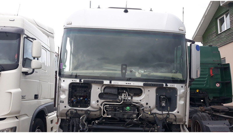 Mercedes-Benz Actros MP4 - Ohjaamo ja sisustus - Kuorma-auto: kuva Mercedes-Benz Actros MP4 - Ohjaamo ja sisustus - Kuorma-auto Mercedes-Benz Actros MP4 - Ohjaamo ja sisustus - Kuorma-auto: kuva Mercedes-Benz Actros MP4 - Ohjaamo ja sisustus - Kuorma-auto