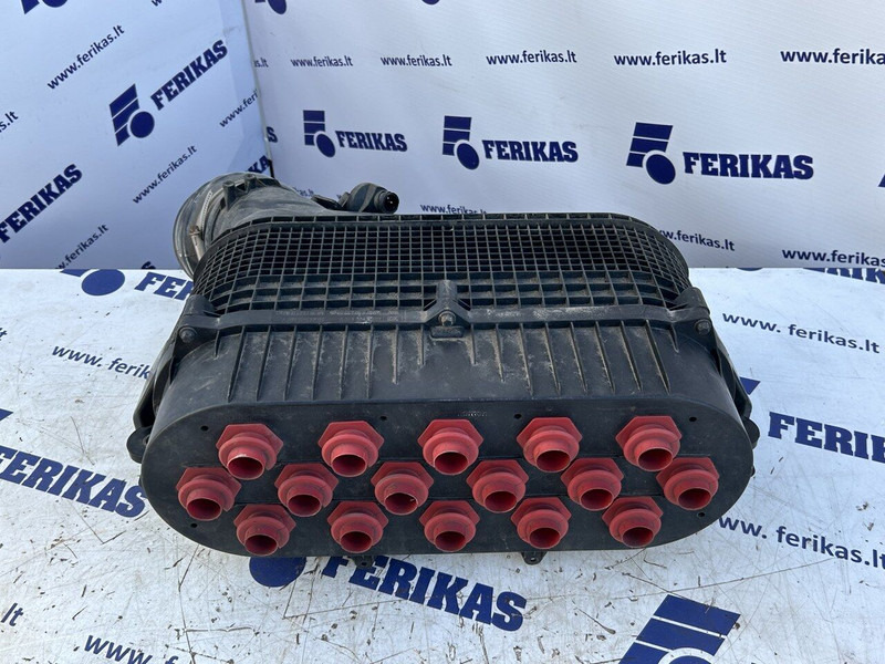 Mercedes-Benz air filter box - Hyttisuodatin - Kuorma-auto: kuva Mercedes-Benz air filter box - Hyttisuodatin - Kuorma-auto Mercedes-Benz air filter box - Hyttisuodatin - Kuorma-auto: kuva Mercedes-Benz air filter box - Hyttisuodatin - Kuorma-auto