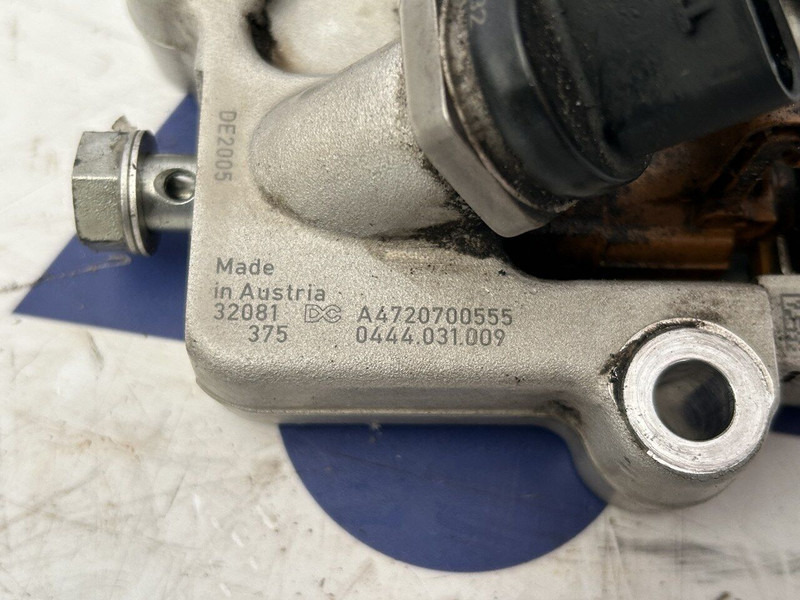 Mercedes-Benz fuel doser - Polttoainepumppu - Kuorma-auto: kuva Mercedes-Benz fuel doser - Polttoainepumppu - Kuorma-auto Mercedes-Benz fuel doser - Polttoainepumppu - Kuorma-auto: kuva Mercedes-Benz fuel doser - Polttoainepumppu - Kuorma-auto