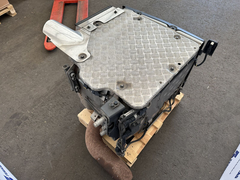 Scania exhaust catalyst - Katalysaattori - Kuorma-auto: kuva Scania exhaust catalyst - Katalysaattori - Kuorma-auto Scania exhaust catalyst - Katalysaattori - Kuorma-auto: kuva Scania exhaust catalyst - Katalysaattori - Kuorma-auto