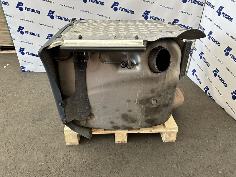 Scania exhaust catalyst - Katalysaattori - Kuorma-auto: kuva Scania exhaust catalyst - Katalysaattori - Kuorma-auto Scania exhaust catalyst - Katalysaattori - Kuorma-auto: kuva Scania exhaust catalyst - Katalysaattori - Kuorma-auto