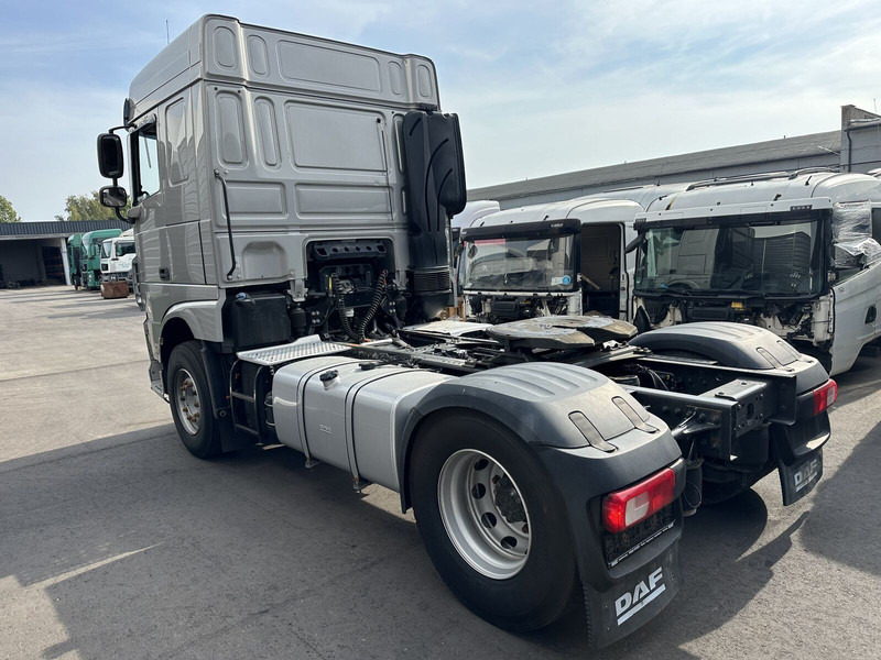 DAF XF 530 FT - Vetopöytäauto: kuva DAF XF 530 FT - Vetopöytäauto DAF XF 530 FT - Vetopöytäauto: kuva DAF XF 530 FT - Vetopöytäauto