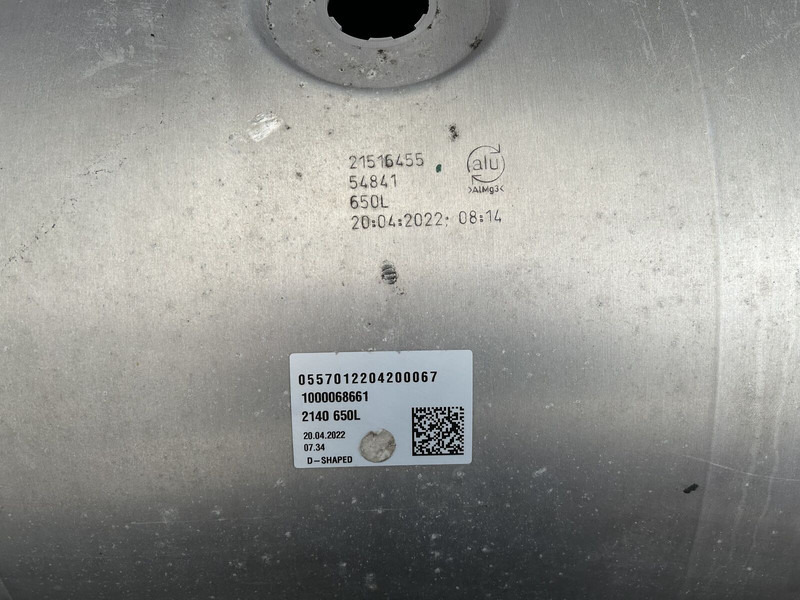 Volvo 650L 710x690x1630 - Polttoainetankki - Kuorma-auto: kuva Volvo 650L 710x690x1630 - Polttoainetankki - Kuorma-auto Volvo 650L 710x690x1630 - Polttoainetankki - Kuorma-auto: kuva Volvo 650L 710x690x1630 - Polttoainetankki - Kuorma-auto