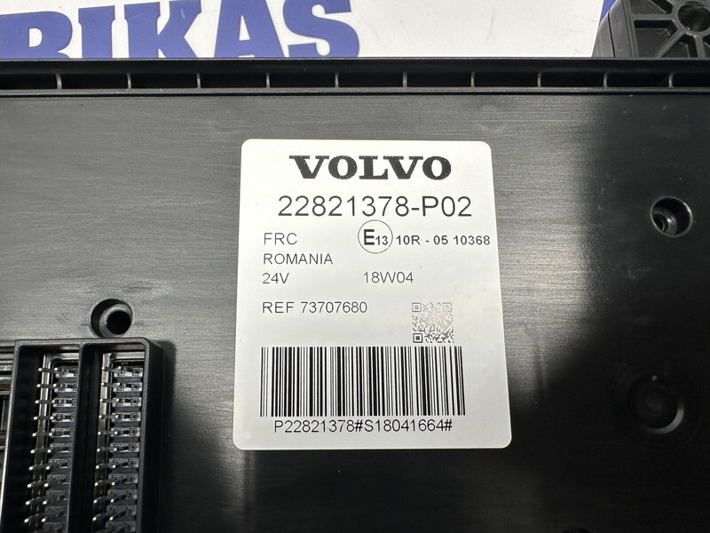 Volvo FH4 - Sähköjärjestelmä - Kuorma-auto: kuva Volvo FH4 - Sähköjärjestelmä - Kuorma-auto Volvo FH4 - Sähköjärjestelmä - Kuorma-auto: kuva Volvo FH4 - Sähköjärjestelmä - Kuorma-auto