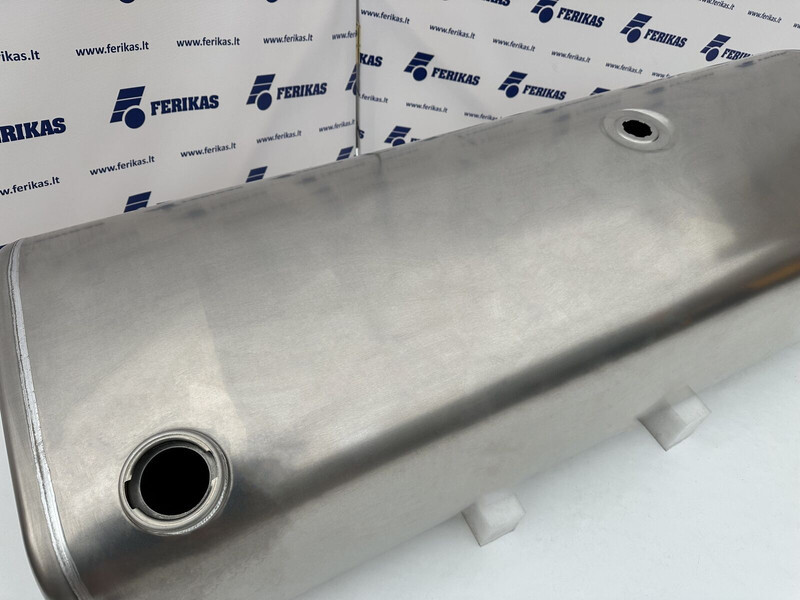 Volvo - Polttoainetankki - Kuorma-auto: kuva Volvo - Polttoainetankki - Kuorma-auto Volvo - Polttoainetankki - Kuorma-auto: kuva Volvo - Polttoainetankki - Kuorma-auto