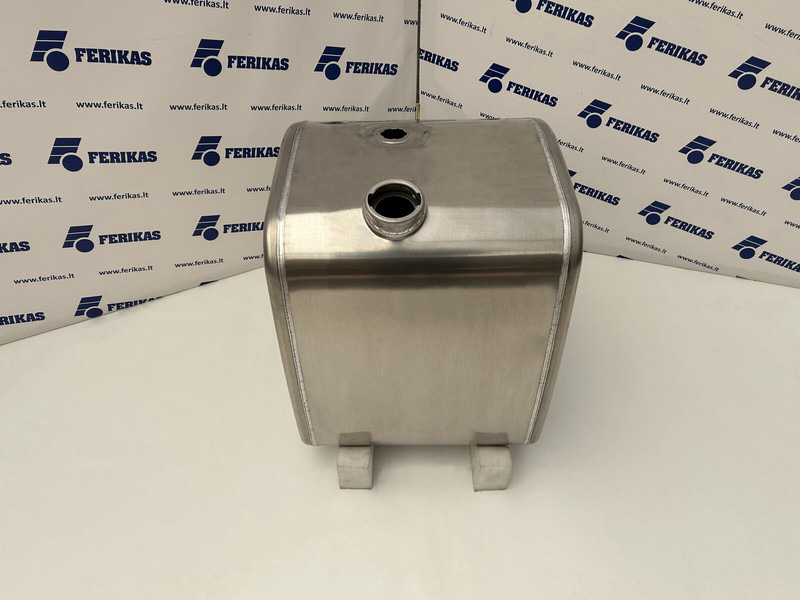 Volvo New aluminum fuel tank 240L - Polttoainetankki - Kuorma-auto: kuva Volvo New aluminum fuel tank 240L - Polttoainetankki - Kuorma-auto Volvo New aluminum fuel tank 240L - Polttoainetankki - Kuorma-auto: kuva Volvo New aluminum fuel tank 240L - Polttoainetankki - Kuorma-auto