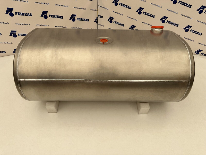 Volvo New aluminum fuel tank 410L - Polttoainetankki - Kuorma-auto: kuva Volvo New aluminum fuel tank 410L - Polttoainetankki - Kuorma-auto Volvo New aluminum fuel tank 410L - Polttoainetankki - Kuorma-auto: kuva Volvo New aluminum fuel tank 410L - Polttoainetankki - Kuorma-auto