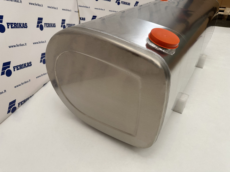 Volvo New aluminum fuel tank 505L - Polttoainetankki - Kuorma-auto: kuva Volvo New aluminum fuel tank 505L - Polttoainetankki - Kuorma-auto Volvo New aluminum fuel tank 505L - Polttoainetankki - Kuorma-auto: kuva Volvo New aluminum fuel tank 505L - Polttoainetankki - Kuorma-auto