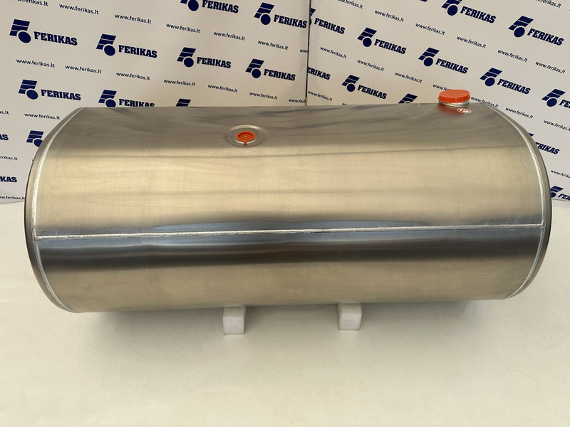 Volvo New aluminum fuel tank 650L - Polttoainetankki - Kuorma-auto: kuva Volvo New aluminum fuel tank 650L - Polttoainetankki - Kuorma-auto Volvo New aluminum fuel tank 650L - Polttoainetankki - Kuorma-auto: kuva Volvo New aluminum fuel tank 650L - Polttoainetankki - Kuorma-auto