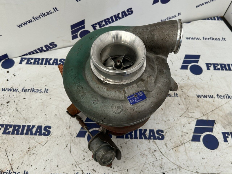 Volvo turbocharger - Turboahdin - Kuorma-auto: kuva Volvo turbocharger - Turboahdin - Kuorma-auto Volvo turbocharger - Turboahdin - Kuorma-auto: kuva Volvo turbocharger - Turboahdin - Kuorma-auto