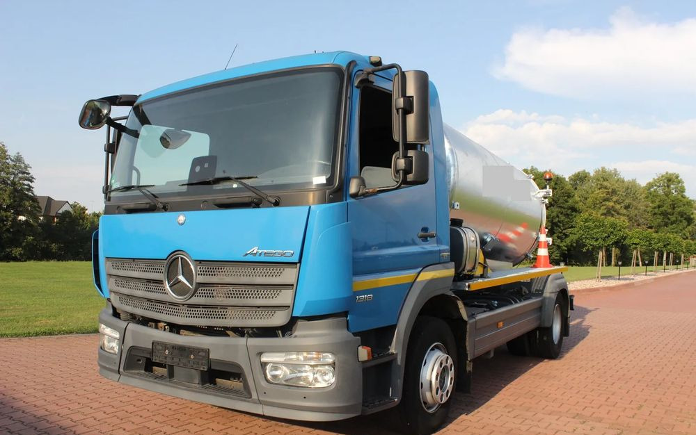 Mercedes-Benz ATEGO 13 18 EURO 6 BLUETEC 6 BECZKAASENIZACYJNA 7 200 LITRÓW - Säiliöauto: kuva Mercedes-Benz ATEGO 13 18 EURO 6 BLUETEC 6 BECZKAASENIZACYJNA 7 200 LITRÓW - Säiliöauto Mercedes-Benz ATEGO 13 18 EURO 6 BLUETEC 6 BECZKAASENIZACYJNA 7 200 LITRÓW - Säiliöauto: kuva Mercedes-Benz ATEGO 13 18 EURO 6 BLUETEC 6 BECZKAASENIZACYJNA 7 200 LITRÓW - Säiliöauto