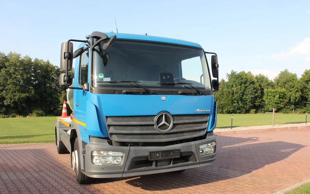 Mercedes-Benz ATEGO 13 18 EURO 6 BLUETEC 6 BECZKAASENIZACYJNA 7 200 LITRÓW - Säiliöauto: kuva Mercedes-Benz ATEGO 13 18 EURO 6 BLUETEC 6 BECZKAASENIZACYJNA 7 200 LITRÓW - Säiliöauto Mercedes-Benz ATEGO 13 18 EURO 6 BLUETEC 6 BECZKAASENIZACYJNA 7 200 LITRÓW - Säiliöauto: kuva Mercedes-Benz ATEGO 13 18 EURO 6 BLUETEC 6 BECZKAASENIZACYJNA 7 200 LITRÓW - Säiliöauto