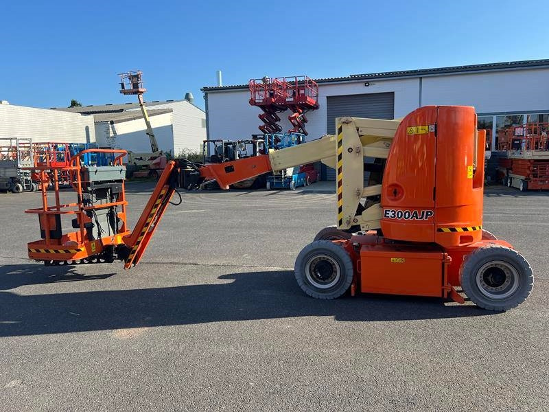 JLG E300 AJP elektro 11m (1791) - Puomilava: kuva JLG E300 AJP elektro 11m (1791) - Puomilava JLG E300 AJP elektro 11m (1791) - Puomilava: kuva JLG E300 AJP elektro 11m (1791) - Puomilava