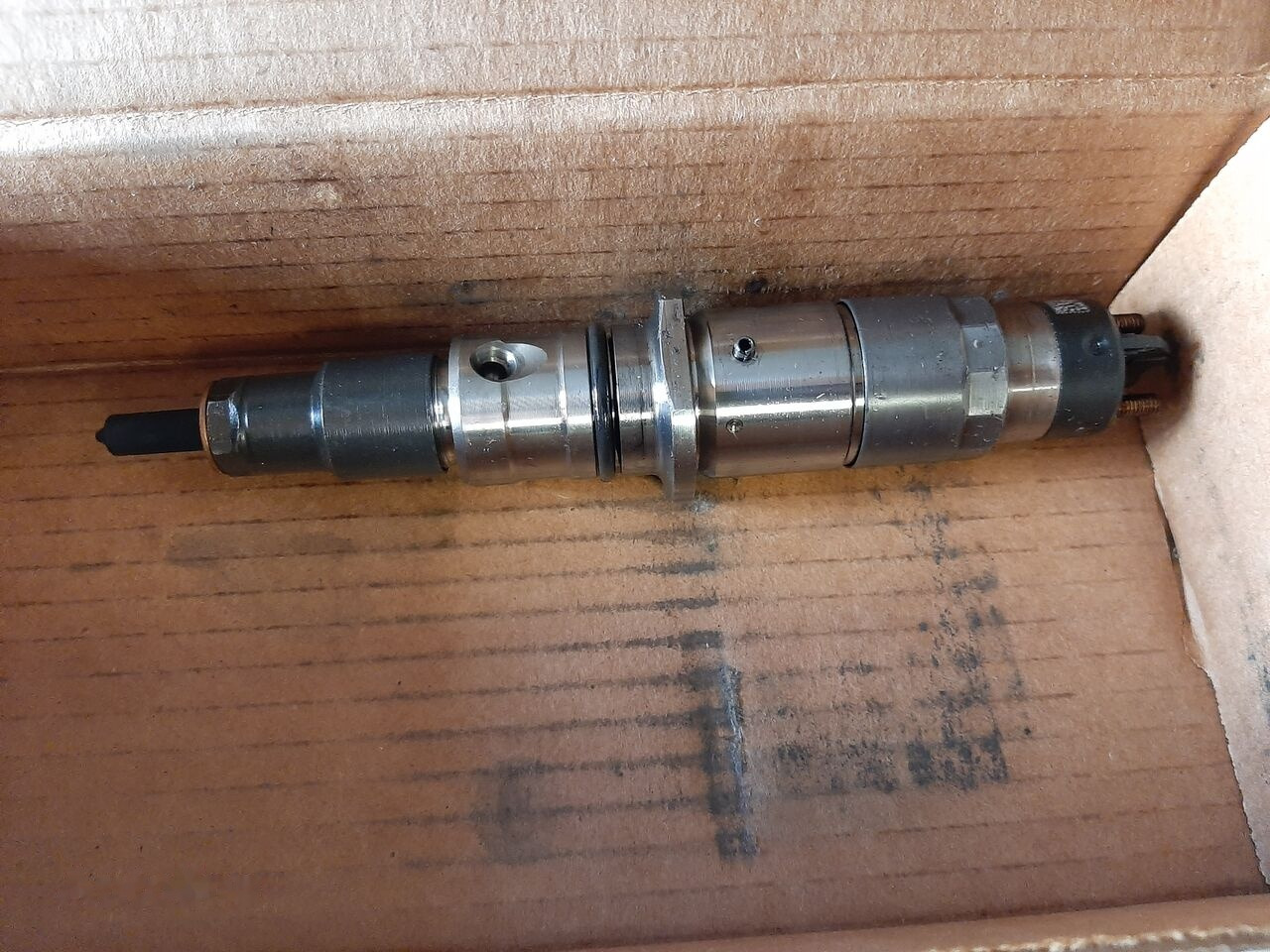 Bosch 0414700003 - Injektori - Bussi: kuva Bosch 0414700003 - Injektori - Bussi Bosch 0414700003 - Injektori - Bussi: kuva Bosch 0414700003 - Injektori - Bussi