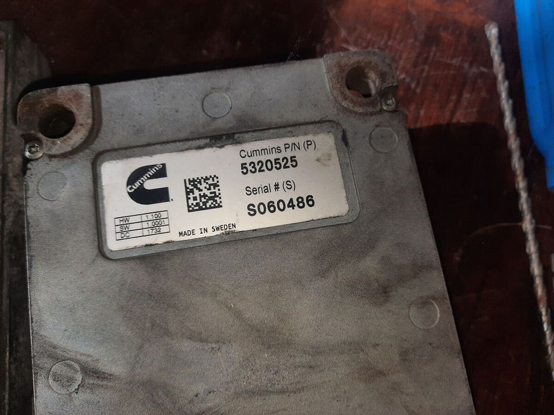 Cummins 239Kvt - Ohjainyksikkö: kuva Cummins 239Kvt - Ohjainyksikkö Cummins 239Kvt - Ohjainyksikkö: kuva Cummins 239Kvt - Ohjainyksikkö