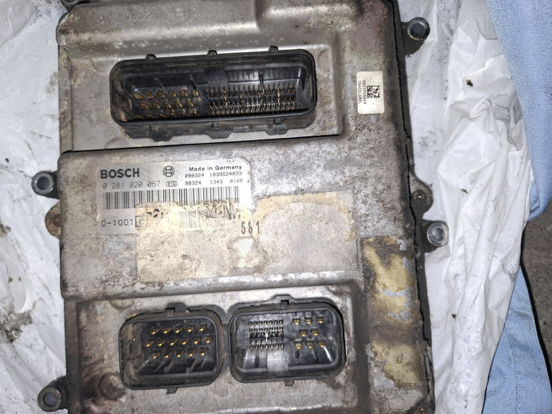 MAN BOSCH 0281001521. 0261200173 \ 020600009 - Ohjainyksikkö: kuva MAN BOSCH 0281001521. 0261200173 \ 020600009 - Ohjainyksikkö MAN BOSCH 0281001521. 0261200173 \ 020600009 - Ohjainyksikkö: kuva MAN BOSCH 0281001521. 0261200173 \ 020600009 - Ohjainyksikkö