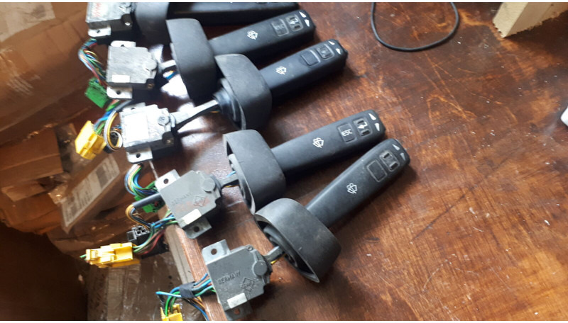 Scania 1486286 - Rele: kuva Scania 1486286 - Rele Scania 1486286 - Rele: kuva Scania 1486286 - Rele