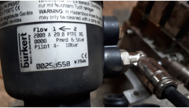 Scania B12 - Kaapelit/ Johdot: kuva Scania B12 - Kaapelit/ Johdot Scania B12 - Kaapelit/ Johdot: kuva Scania B12 - Kaapelit/ Johdot