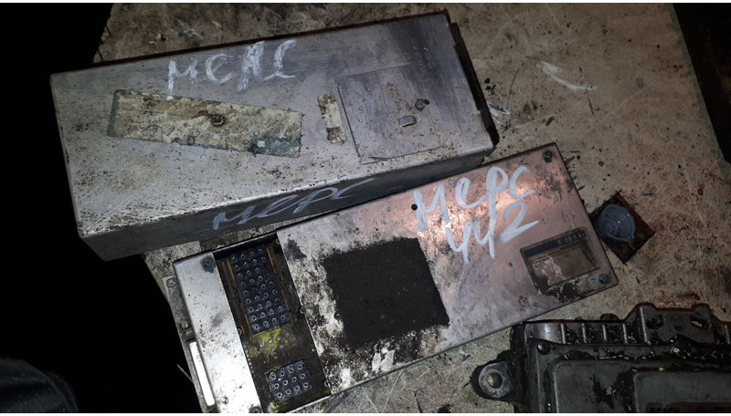 Volvo Bosh 0986282023 . /1209/ - Ohjainyksikkö: kuva Volvo Bosh 0986282023 . /1209/ - Ohjainyksikkö Volvo Bosh 0986282023 . /1209/ - Ohjainyksikkö: kuva Volvo Bosh 0986282023 . /1209/ - Ohjainyksikkö