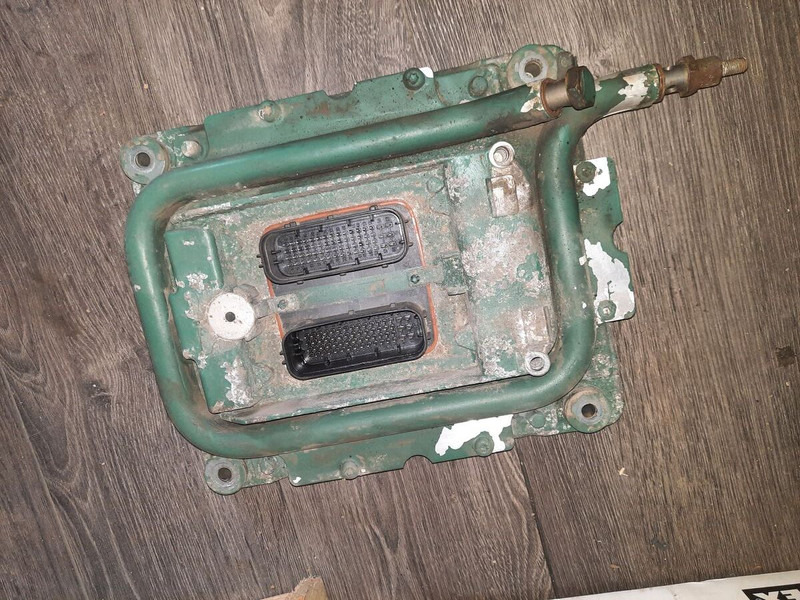 Volvo D12 D7C D9 - Ohjainyksikkö: kuva Volvo D12 D7C D9 - Ohjainyksikkö Volvo D12 D7C D9 - Ohjainyksikkö: kuva Volvo D12 D7C D9 - Ohjainyksikkö