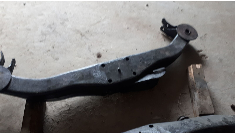 Volvo кронштейн заднего моста мерседес - Jousiripustin: kuva Volvo кронштейн заднего моста мерседес - Jousiripustin Volvo кронштейн заднего моста мерседес - Jousiripustin: kuva Volvo кронштейн заднего моста мерседес - Jousiripustin