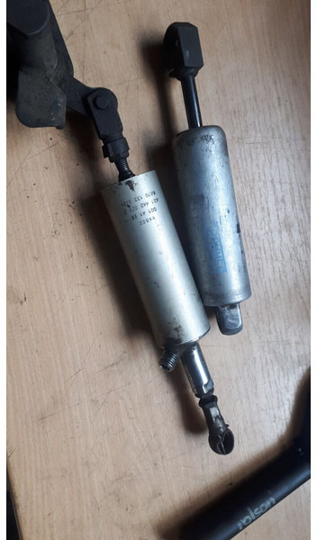 Wabco Scania - Iskunvaimentaja: kuva Wabco Scania - Iskunvaimentaja Wabco Scania - Iskunvaimentaja: kuva Wabco Scania - Iskunvaimentaja