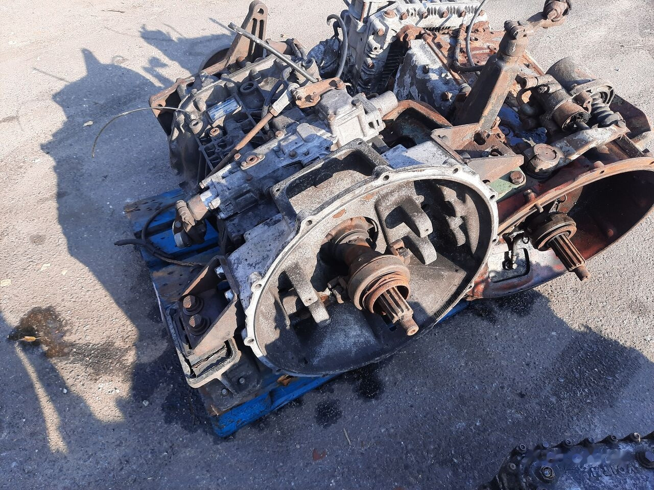ZF 16S130 .8S180IT . 6S150C. 8S140 IT.6S80+GV80/ 6S90/ S5-24-3 / 6S Van Hool Neoplan - Vaihdelaatikko - Bussi: kuva ZF 16S130 .8S180IT . 6S150C. 8S140 IT.6S80+GV80/ 6S90/ S5-24-3 / 6S Van Hool Neoplan - Vaihdelaatikko - Bussi ZF 16S130 .8S180IT . 6S150C. 8S140 IT.6S80+GV80/ 6S90/ S5-24-3 / 6S Van Hool Neoplan - Vaihdelaatikko - Bussi: kuva ZF 16S130 .8S180IT . 6S150C. 8S140 IT.6S80+GV80/ 6S90/ S5-24-3 / 6S Van Hool Neoplan - Vaihdelaatikko - Bussi