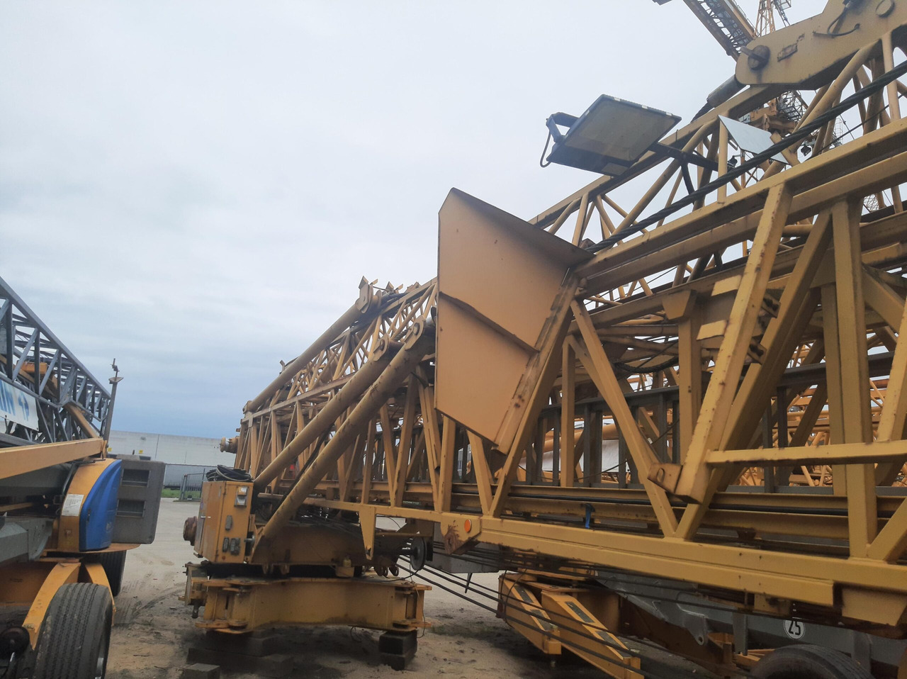 Potain GTMR 331B - Linkkunosturi: kuva Potain GTMR 331B - Linkkunosturi Potain GTMR 331B - Linkkunosturi: kuva Potain GTMR 331B - Linkkunosturi