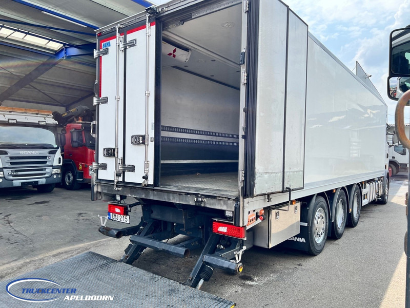 Scania R410 Mitsubishi Multitemp 3 zone, 8x4, 2000 kg lift - Refrigeraattori kuorma-auto: kuva Scania R410 Mitsubishi Multitemp 3 zone, 8x4, 2000 kg lift - Refrigeraattori kuorma-auto Scania R410 Mitsubishi Multitemp 3 zone, 8x4, 2000 kg lift - Refrigeraattori kuorma-auto: kuva Scania R410 Mitsubishi Multitemp 3 zone, 8x4, 2000 kg lift - Refrigeraattori kuorma-auto