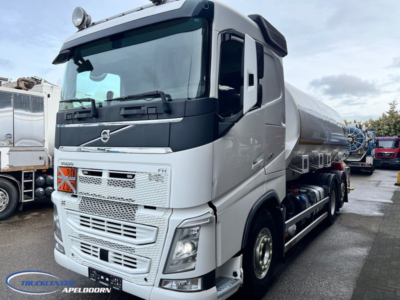Volvo FH 500 Rohr 22150 Liter, 4 Comp., Retarder, ADR, 6x2 - Säiliöauto: kuva Volvo FH 500 Rohr 22150 Liter, 4 Comp., Retarder, ADR, 6x2 - Säiliöauto Volvo FH 500 Rohr 22150 Liter, 4 Comp., Retarder, ADR, 6x2 - Säiliöauto: kuva Volvo FH 500 Rohr 22150 Liter, 4 Comp., Retarder, ADR, 6x2 - Säiliöauto