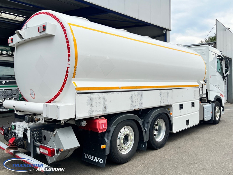 Volvo FH 540 LAG 20600 Liter ADR, 4 Comp. - Säiliöauto: kuva Volvo FH 540 LAG 20600 Liter ADR, 4 Comp. - Säiliöauto Volvo FH 540 LAG 20600 Liter ADR, 4 Comp. - Säiliöauto: kuva Volvo FH 540 LAG 20600 Liter ADR, 4 Comp. - Säiliöauto