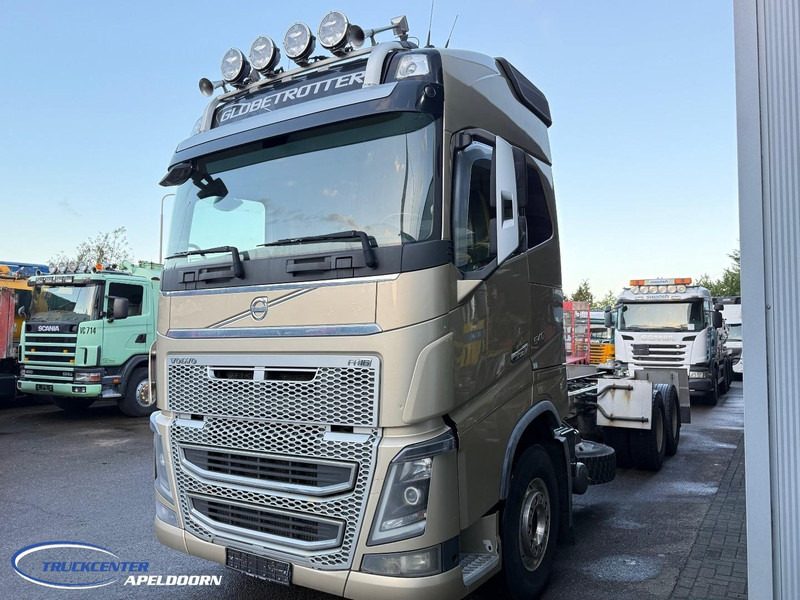 Volvo FH 657000 km, 6x4, Globetrotter - Kuorma-auto alusta: kuva Volvo FH 657000 km, 6x4, Globetrotter - Kuorma-auto alusta Volvo FH 657000 km, 6x4, Globetrotter - Kuorma-auto alusta: kuva Volvo FH 657000 km, 6x4, Globetrotter - Kuorma-auto alusta